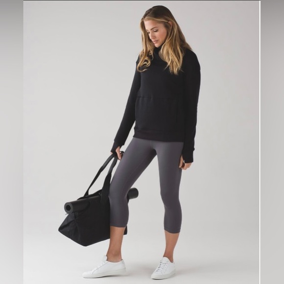 Lululemon Kick The Cold Funnel Neck - Picture 5 of 11